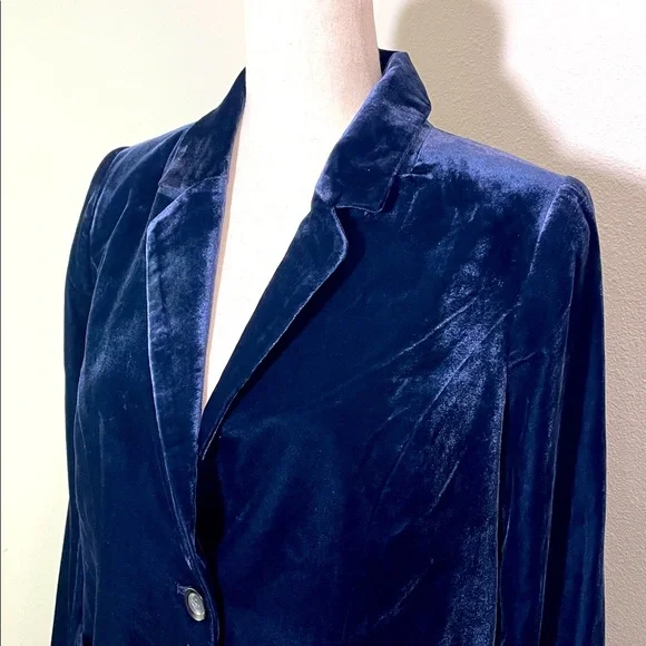 NWT’s Gorgeous Coldwater Creek Midnight Blue Velvet Blazer Size 8